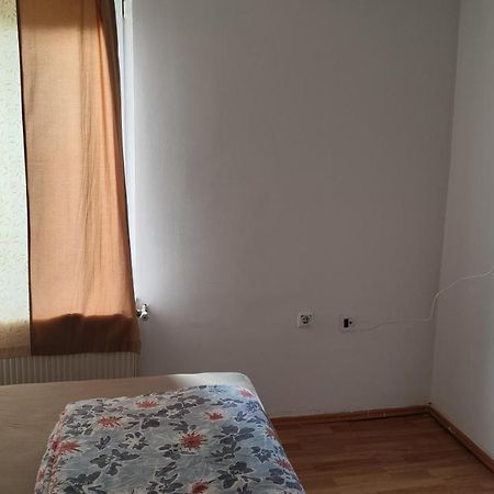 Saray Downtown Apartment Private Parking Free Wifi ซาราเยโว ภายนอก รูปภาพ